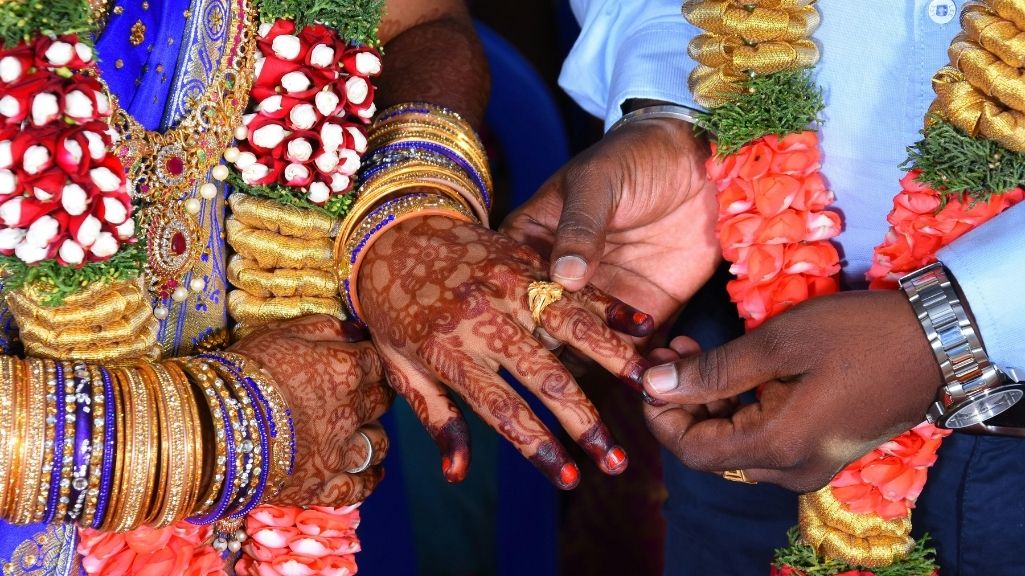 How to Get a Happy Married Life (1) How to Get a Happy Married Life