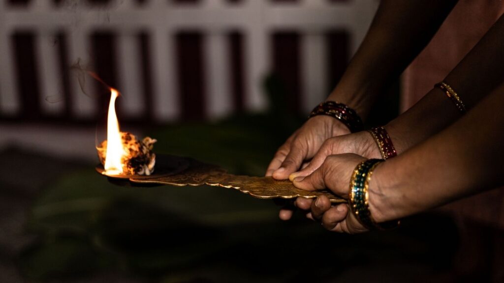 பணம் மற்றும் பொருளாதாரம் பணம் மற்றும் பொருளாதாரம்